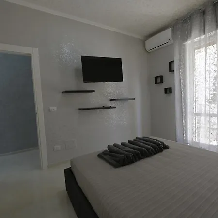 La Bella - Bed & Breakfast 3*