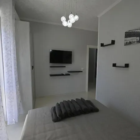 Bed & Breakfast La Bella - 3*