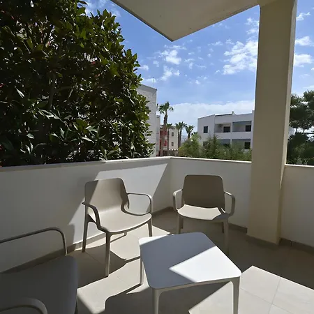 Bed & Breakfast La Bella - 3*