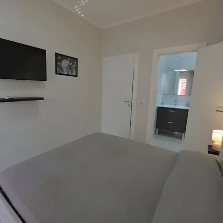 Bed & Breakfast La Bella - 3*