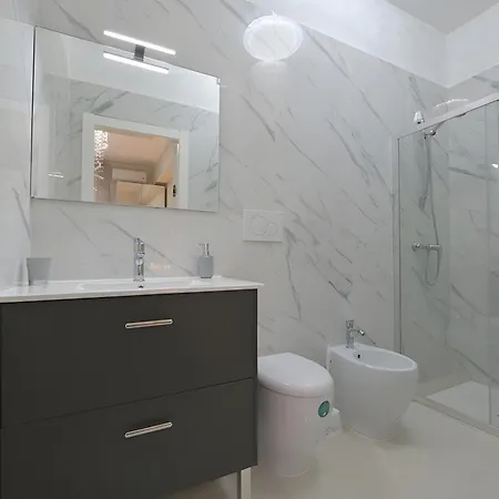 La Bella - Bed & Breakfast 3*